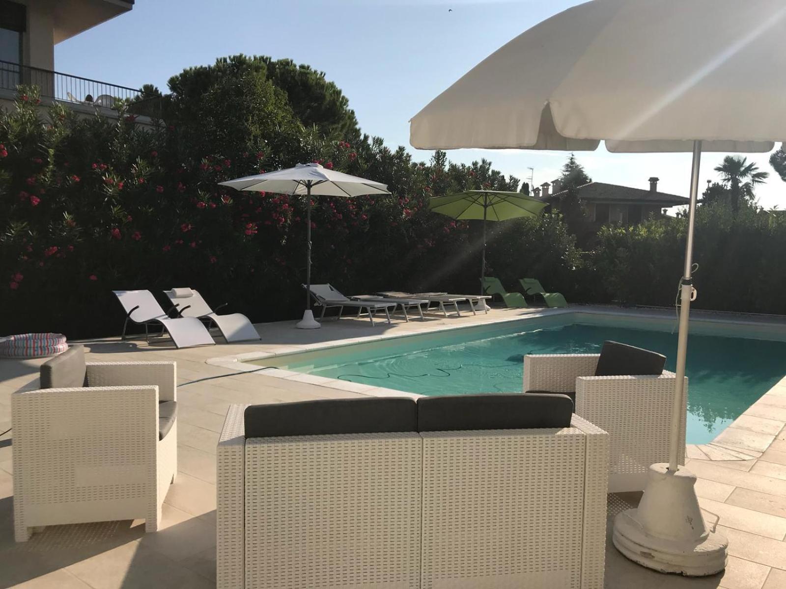 Bed And Breakfast Da Beatrice Sirmione Exterior foto